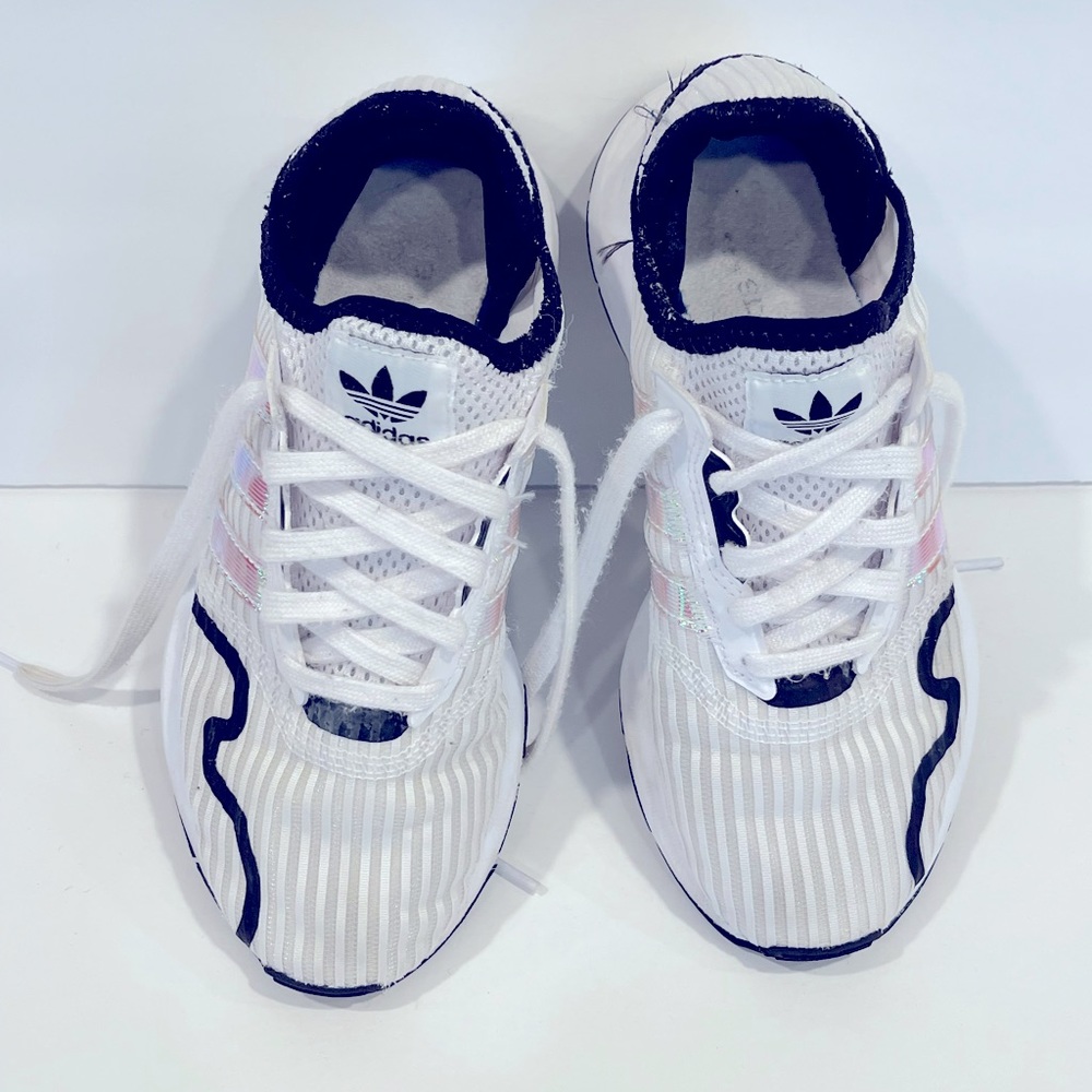 Kids’ Adidas Originals Swift x Run, big kids size 4